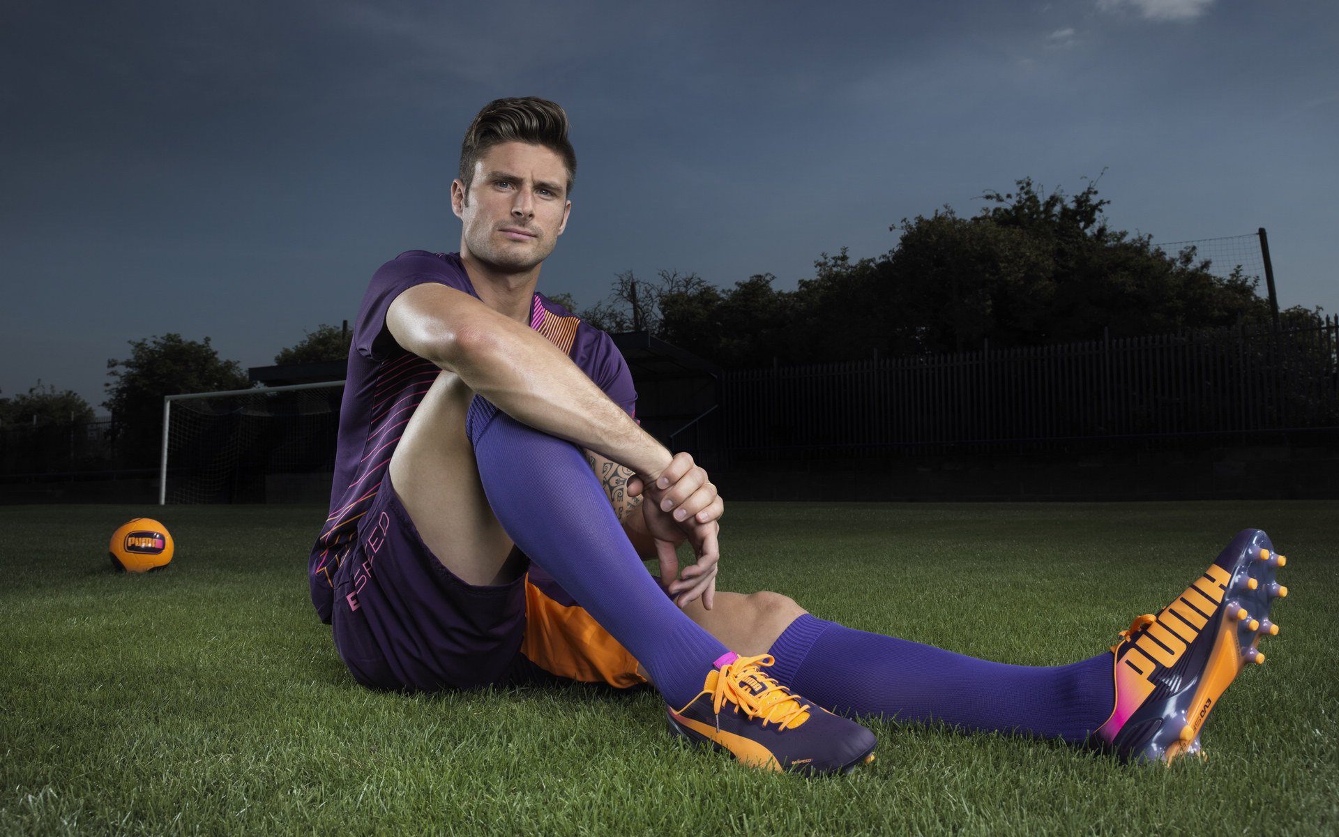 乐鱼体育平台app下载-德甲场上演技:攻防突击精彩纷呈,德甲打法