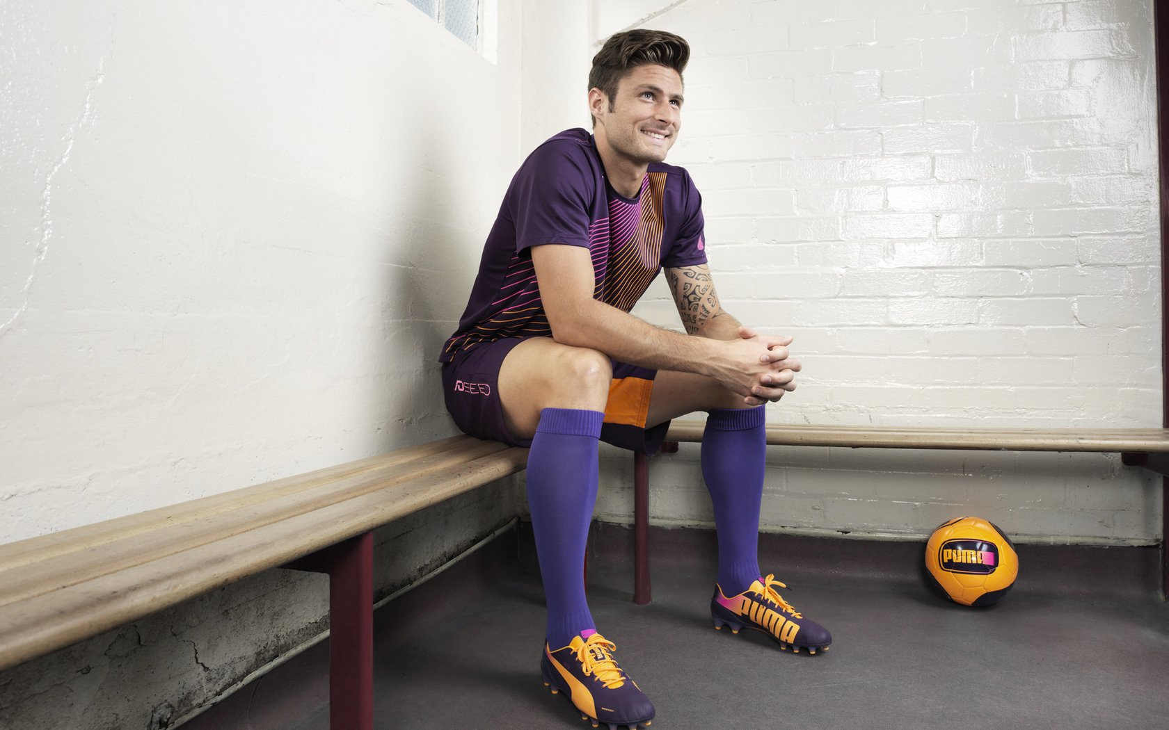 乐鱼娱乐app-足球运动在高校校园中的普及率显著提高，校园足球的普及和提高  第1张